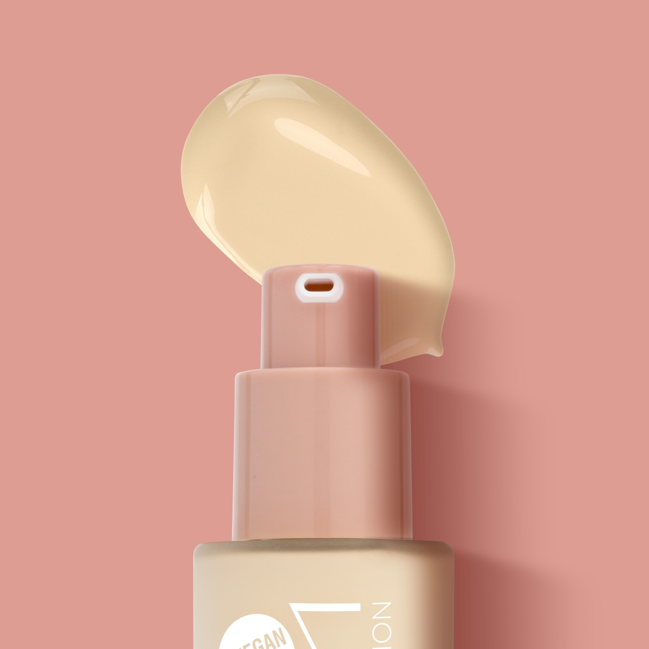 NAM Kryjący i matujący podkład Smart Flawless Foundation