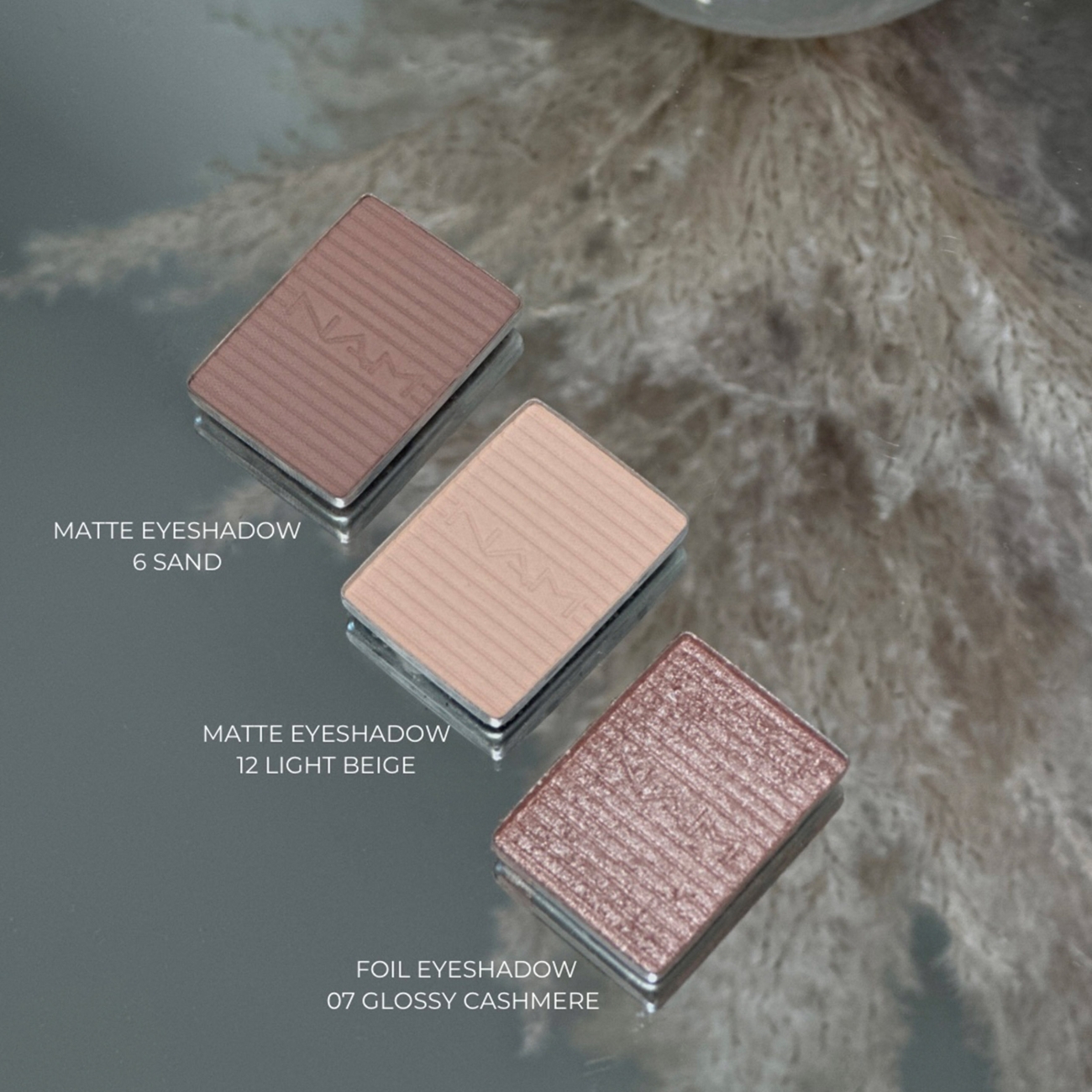 NAM Błyszczący cień do powiek Foil Eyeshadow