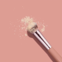 Kabuki Brush