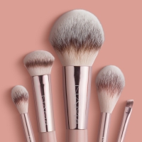 NAM Precyzyjny pędzel do brwi z wbudowaną szczoteczką Eyebrow Brush
