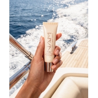 NAM Podkład-serum do twarzy Daily Shield Tint Serum