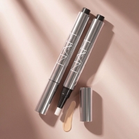 NAM Rozświetlający korektor pod oczy Underlight Luminous Concealer