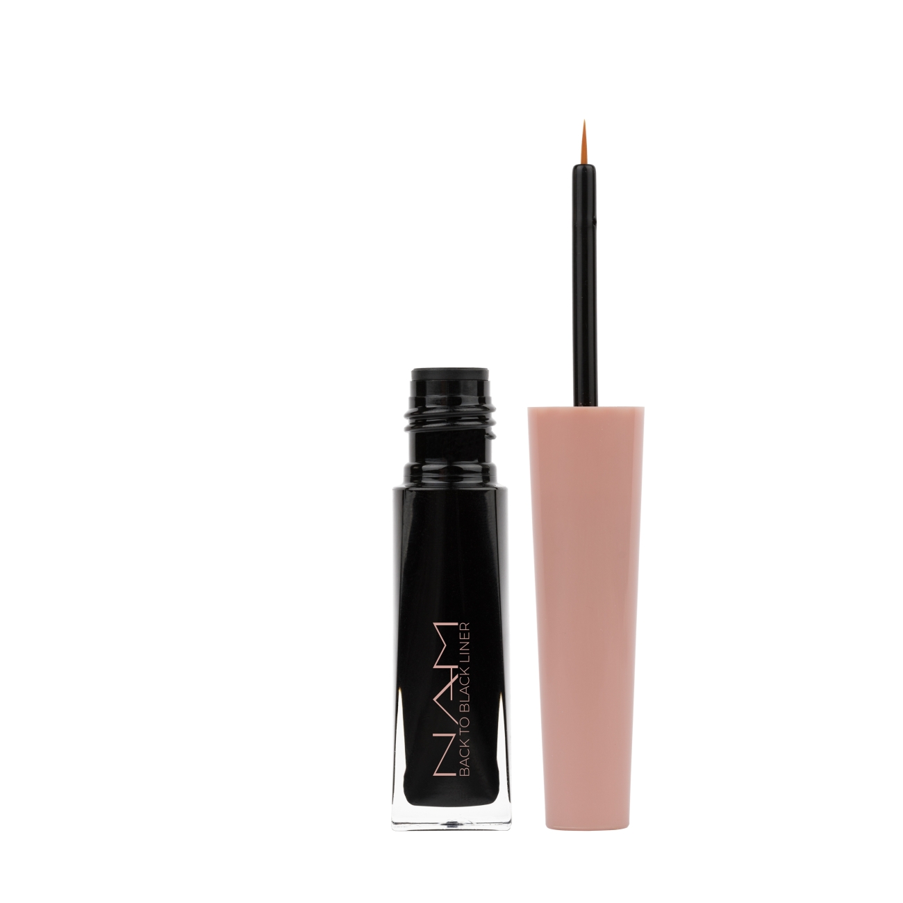 NAM Czarny eyeliner o długotrwałej formule Back to Black Eyeliner