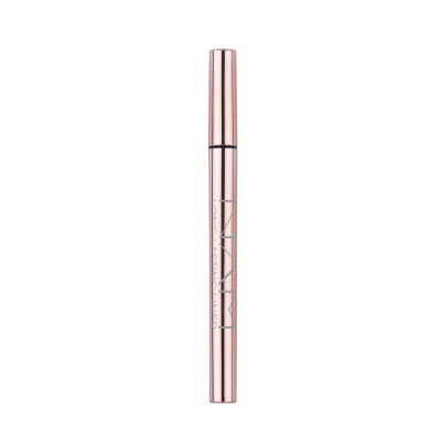 Long Lasting Eyeliner. Intensywnie czarny eyeliner w pisaku