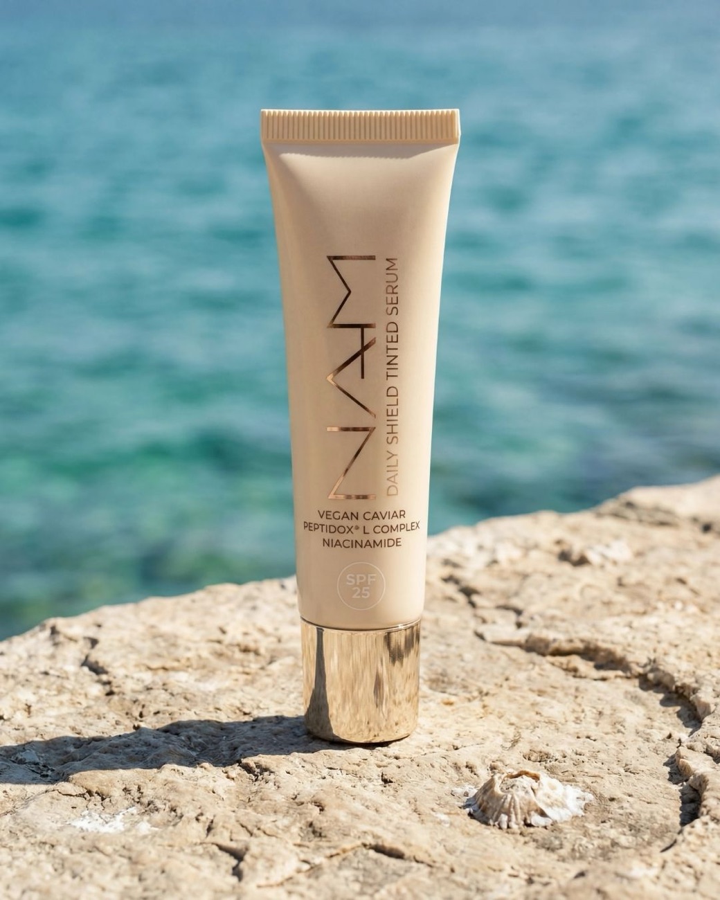 Daily Shield Tint Serum SPF 25 &mdash; ochrona przeciwsłoneczna